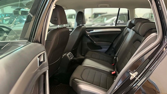 Volkswagen Golf I 13 of 25