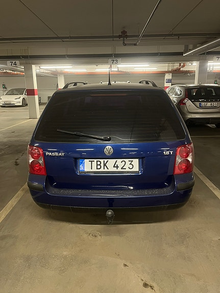 Volkswagen Passat 4 of 5