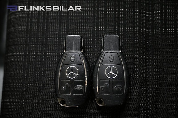 Mercedes-Benz Vito 111 23 of 23