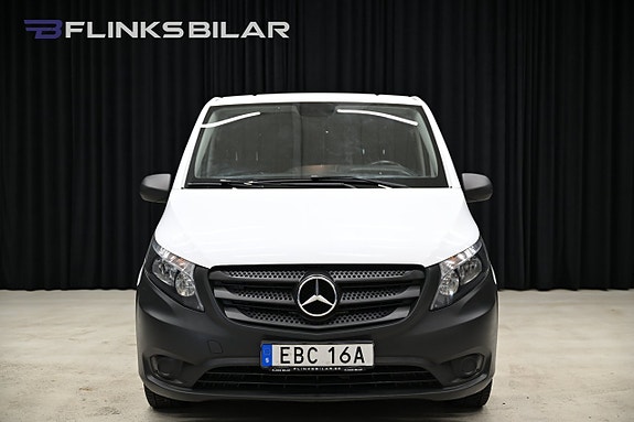 Mercedes-Benz Vito 111 11 of 23