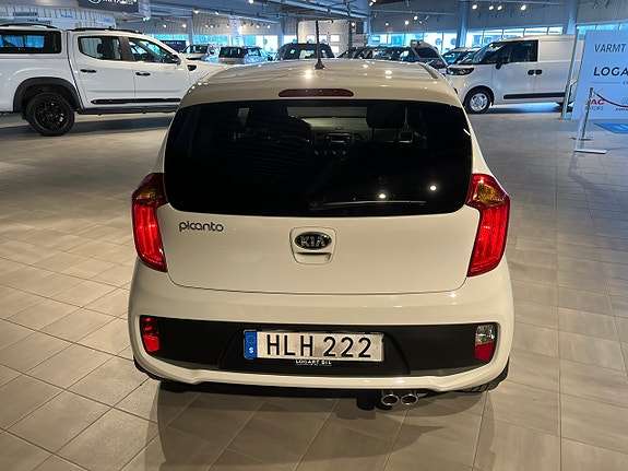 Kia Picanto 3 of 5