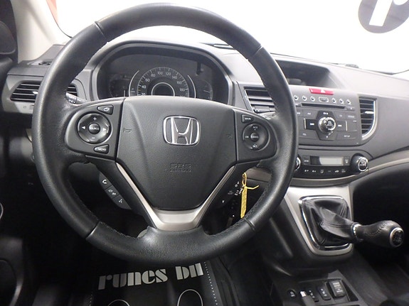 Honda CR-V 9 of 16
