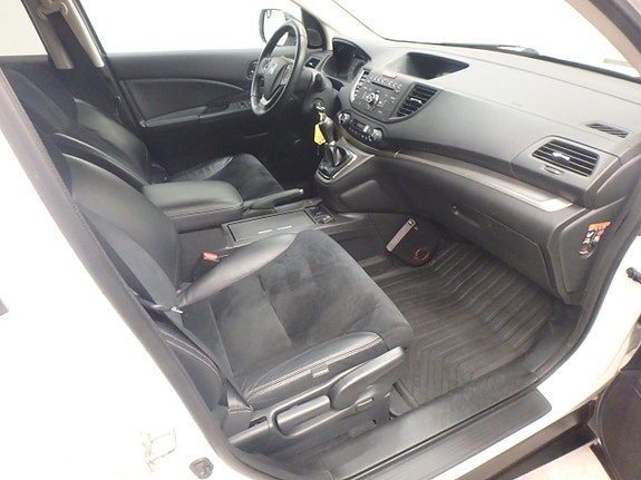 Honda CR-V 12 of 16