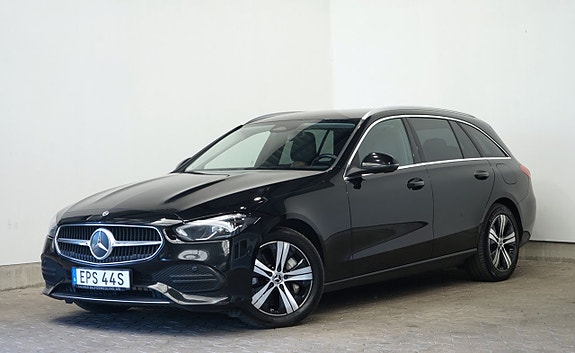 Mercedes-Benz C300 2 of 5