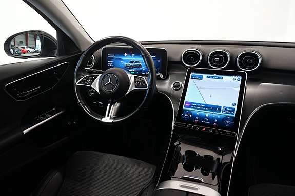 Mercedes-Benz C300 5 of 5
