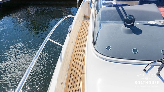 Nimbus 34 Nova S | 2x Volvo Penta D4 260 A-E 23 of 30