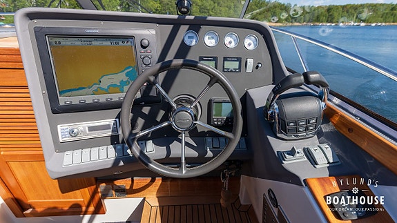 Nimbus 34 Nova S | 2x Volvo Penta D4 260 A-E 13 of 30