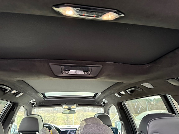 BMW X7 21 of 30