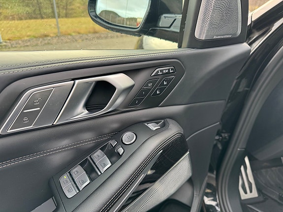 BMW X7 16 of 30