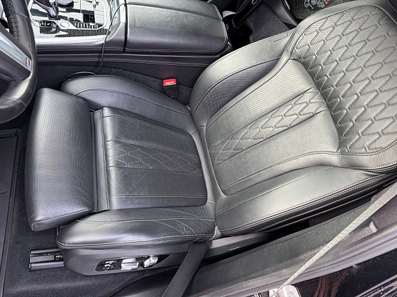 BMW X7 15 of 30