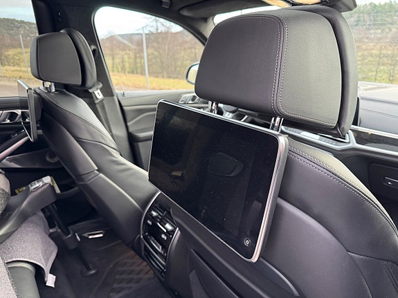BMW X7 22 of 30