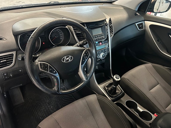Hyundai i30 5 of 5