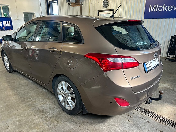 Hyundai i30 3 of 5