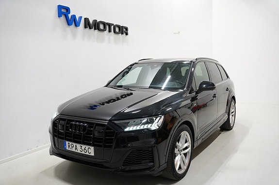 Audi Q7 2 of 5
