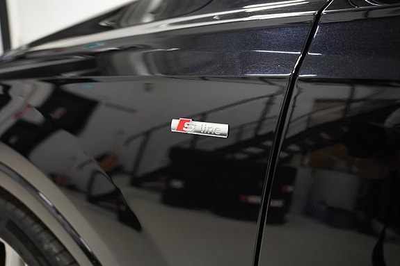 Audi Q7 3 of 5