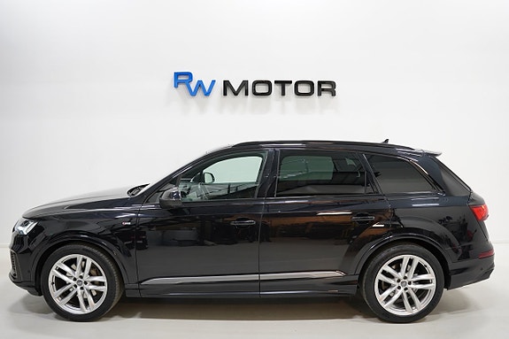 Audi Q7 4 of 5