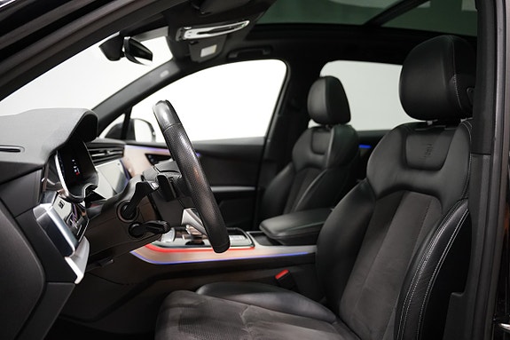 Audi Q7 8 of 30