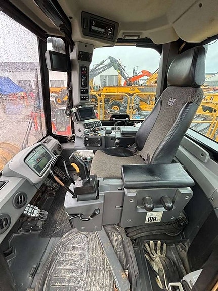 CAT 988 K 5 of 16