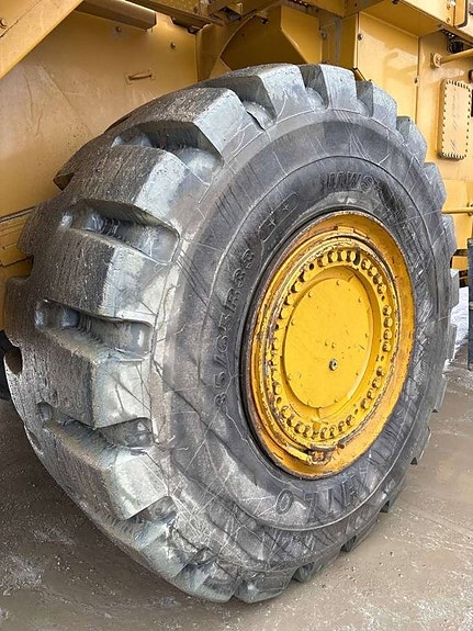 CAT 988 K 12 of 16