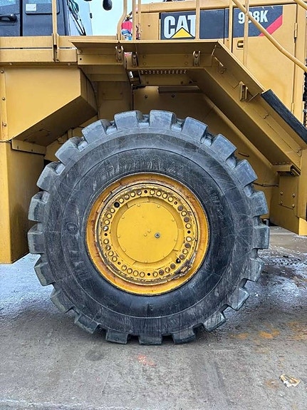 CAT 988 K 13 of 16