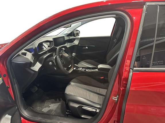 Peugeot 208 7 of 18