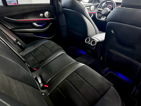 Mercedes-Benz E300 de 16 of 20