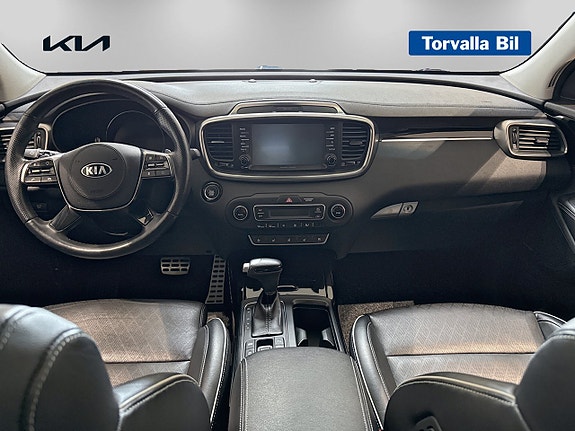 Kia Sorento 8 of 15