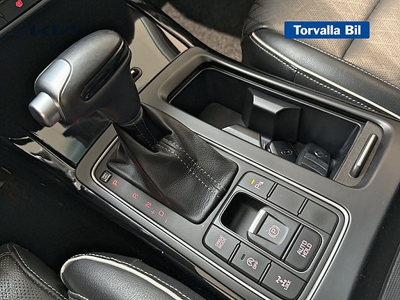 Kia Sorento 13 of 15