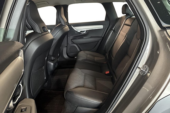 Volvo V90 Cross Country 11 of 29