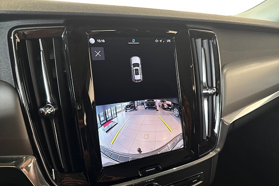 Volvo V90 Cross Country 23 of 29