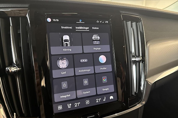 Volvo V90 Cross Country 26 of 29