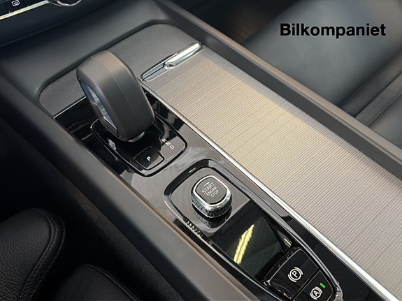 Volvo XC60 11 of 19
