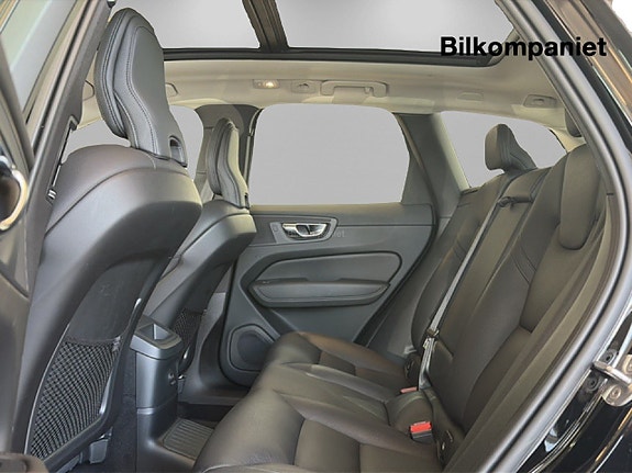 Volvo XC60 16 of 19
