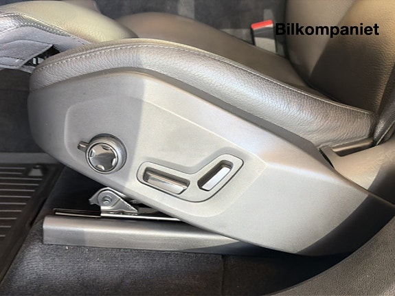 Volvo XC60 14 of 19