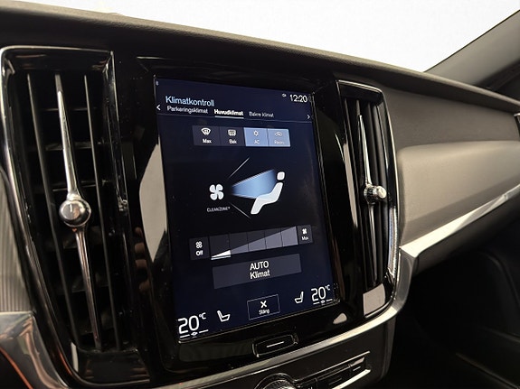 Volvo S90 25 of 30