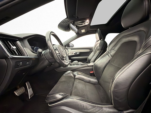 Volvo S90 12 of 30
