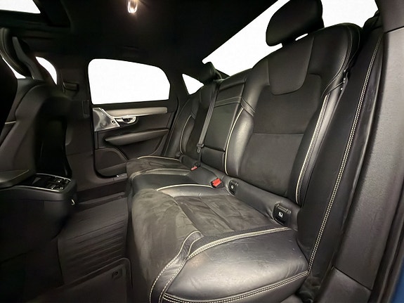 Volvo S90 19 of 30