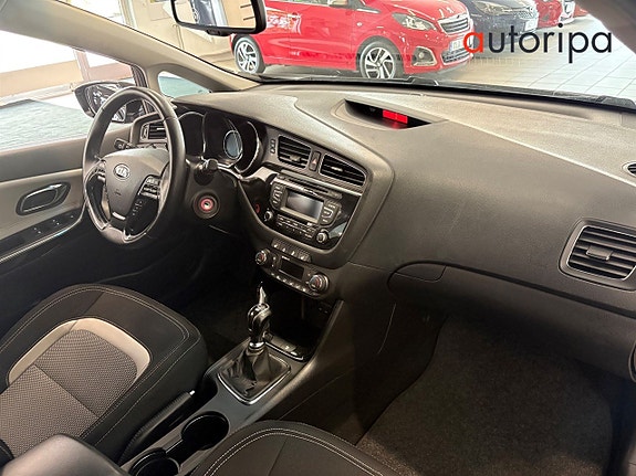 Kia Ceed 7 of 14