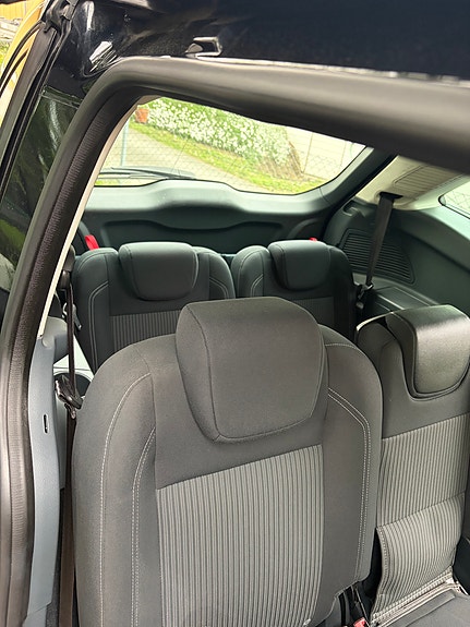 Ford Grand C-MAX 5 of 5