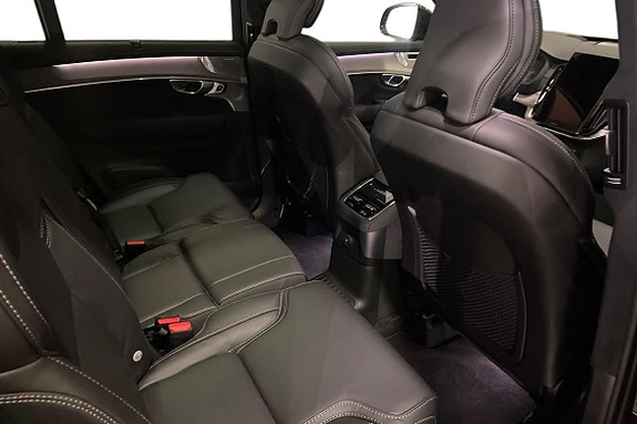 Volvo XC90 9 of 27