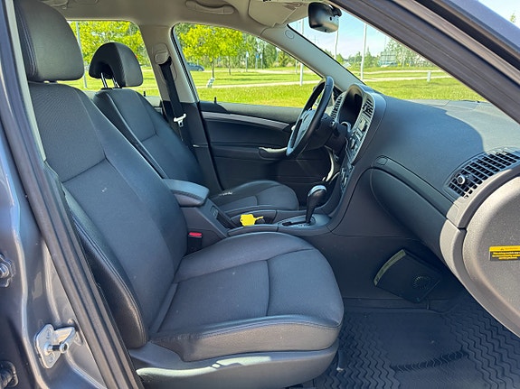 Saab 9-3 12 of 16