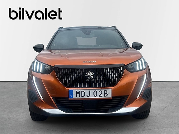 Peugeot 2008 2 of 5