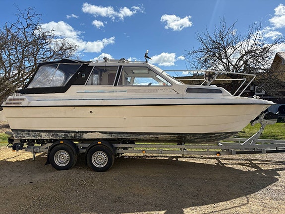 BELLA 7501 Volvo Penta -95 Sjösatt 3 of 5