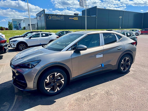 Cupra Tavascan