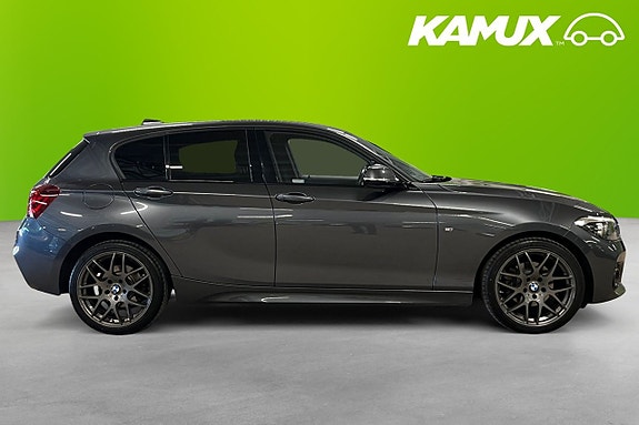 BMW 118d 2 of 5