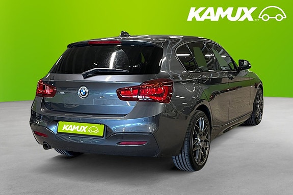 BMW 118d 4 of 5