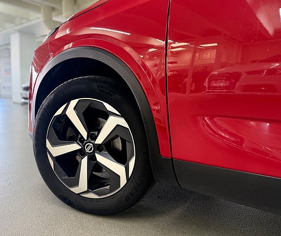 Nissan Qashqai 8 of 28