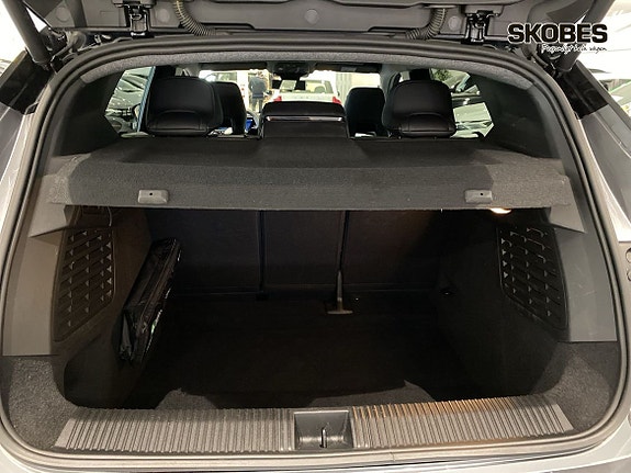 Renault Scenic E-Tech 15 of 18