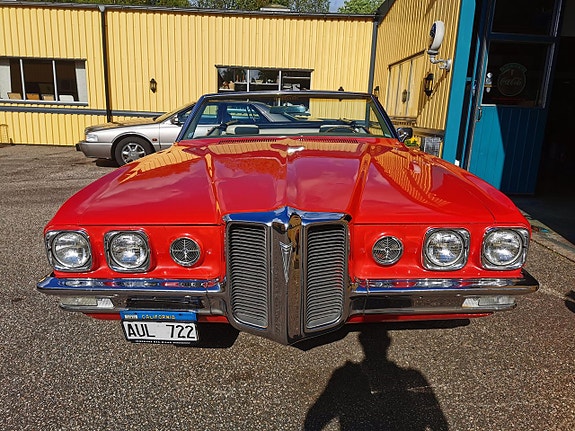 Pontiac Catalina 3 of 5