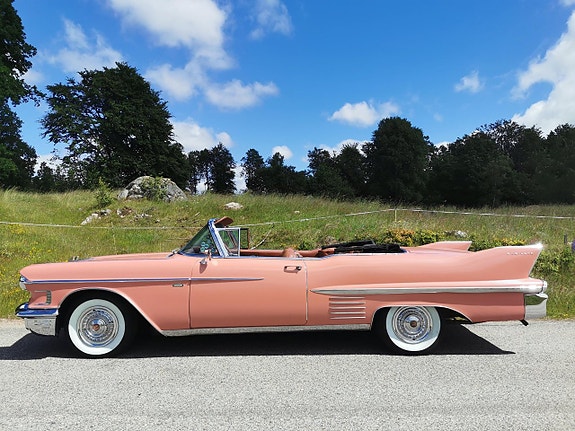 Pontiac Catalina 30 of 30